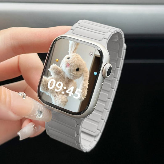 Glacier Grey integrated ceramic Apple Watch strap